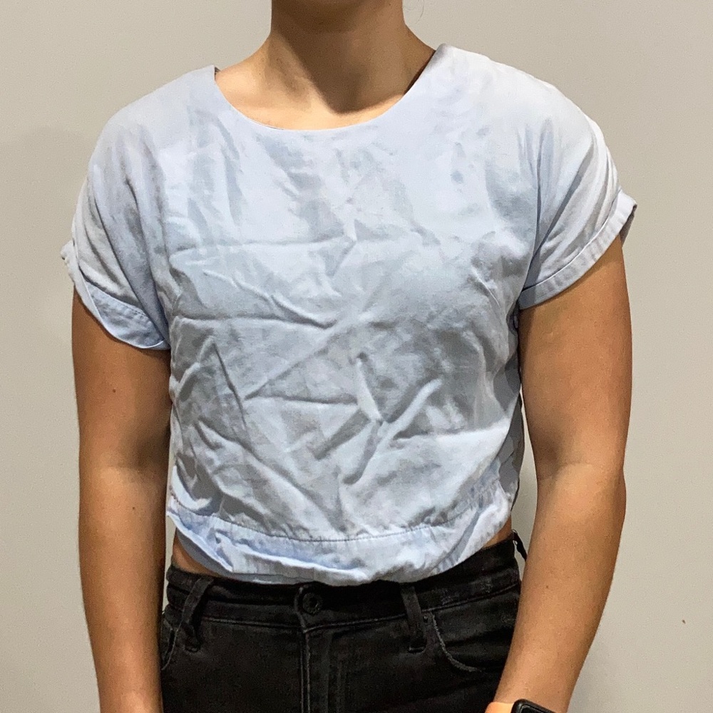 7115 by Szeki NY Crop Top